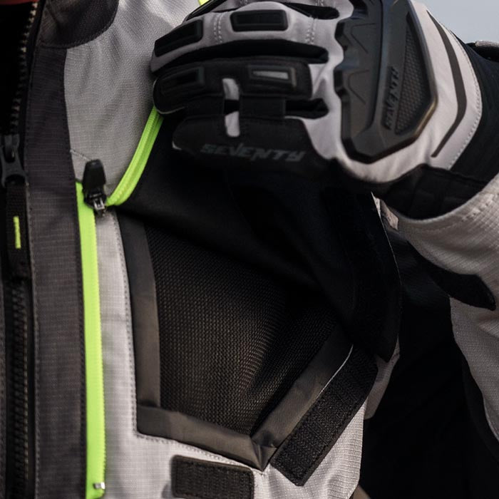 Chaqueta Seventy SD-JT67 Tanami Touring Negro/Gris/Amarillo