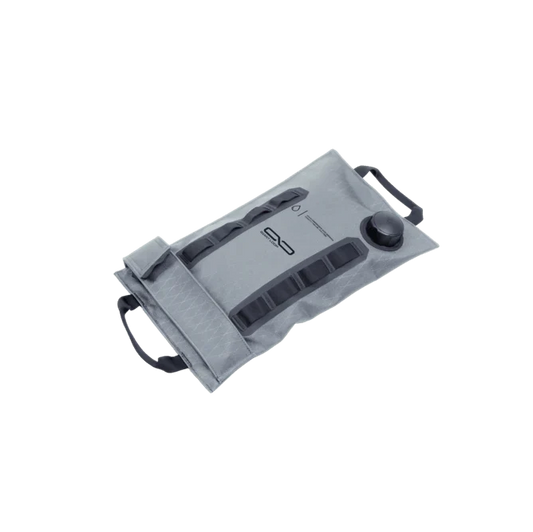 BOLSO PARA COMBUSTIBLE 1 GALÓN GIANT LOOP ARMADILLO BAG - GRIS